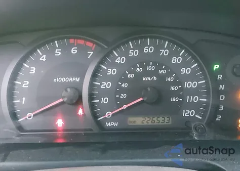 2005 Toyota Tundra Sr5 V8 z USA, uszkodzony, nr VIN 5TBRT341X5S457186